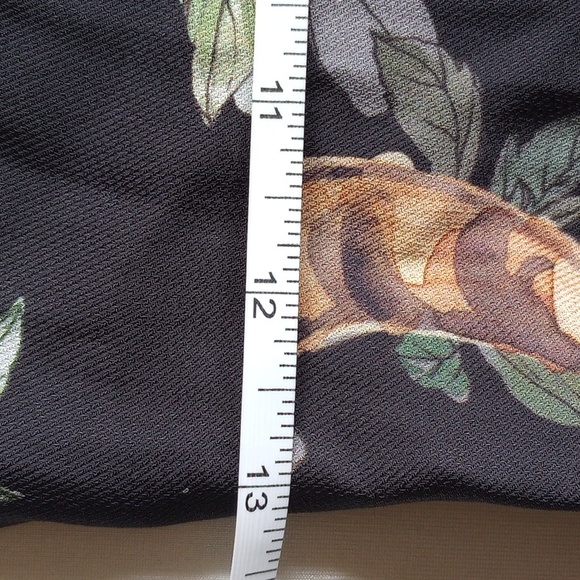 H&M Floral Tiger Ruffled Button Front High Neck Midi Dress 2 Black 50OFF3 - Picture 8 of 9